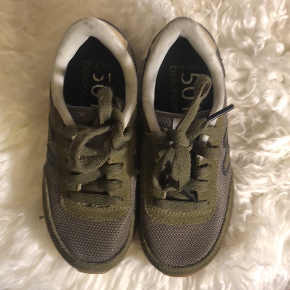 Kids sz shoes - Picture 2 of 6